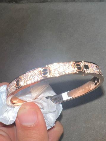 Cartier Love Armband Rose Goud Diamanten beschikbaar voor biedingen