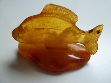 Antieke Baltisch barnsteen sculptuur, vis, 6,5 cm beschikbaar voor biedingen