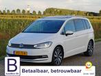 Volkswagen Touran 1.5 TSI Highline /Pano/Trekh/Camera/Digi D, Auto's, 4 cilinders, 150 pk, Alcantara, Electronic Stability Program (ESP)