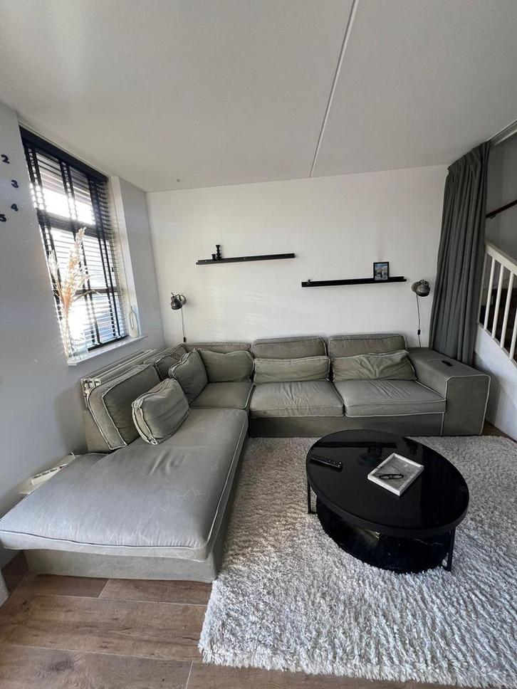 Grote hoekbank in goede staat, Huis en Inrichting, Banken | Bankstellen, Zo goed als nieuw, Hoekbank, Vierpersoons of meer, 250 tot 300 cm