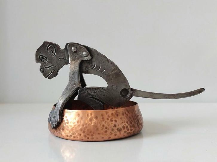 Arts & Crafts Sigarenknipper AAP Ignatius Taschner ca 1900, Antiek en Kunst, Kunst | Designobjecten, Verzenden