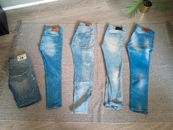 5 Spijkerbroeken 34/30 Skinny, Distressed  beschikbaar voor biedingen