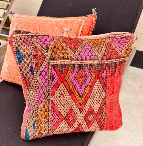 Schitterende leuke marokkaanse boho berber kussens, Huis en Inrichting, Woonaccessoires | Kussens, Zo goed als nieuw, Ophalen of Verzenden