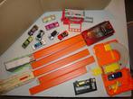 Hot Wheels auto's banen garage kazerne en starters set, Ophalen of Verzenden, Zo goed als nieuw, Handmatig, Hot Wheels