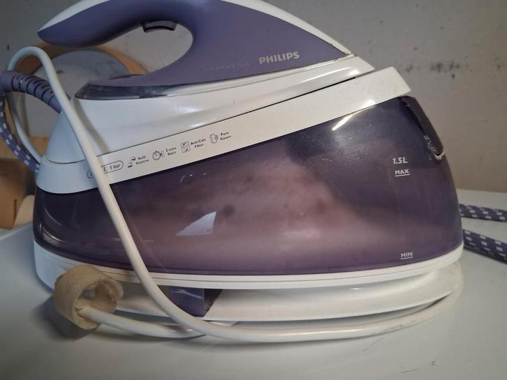 Philips PerfectCare Aqua Stoomgenerator gebruikt, Witgoed en Apparatuur, Strijkijzers en Strijkplanken, Gebruikt, Strijkijzer met snoer