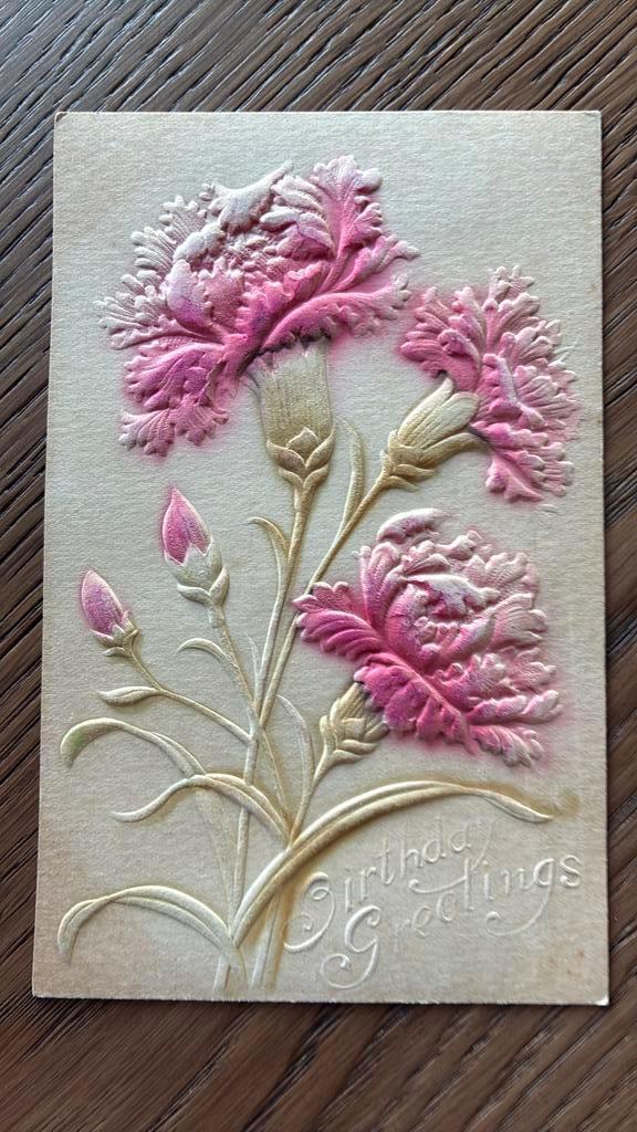 Felicitatie. Mooie Reliëfkaart. Anjers., Ophalen of Verzenden, Voor 1920, Ongelopen