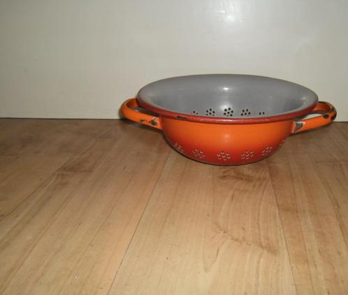 Oud emaille vergiet,oranje gevlamd,bruikbaar,terra,, Antiek en Kunst, Antiek | Emaille, Ophalen of Verzenden