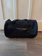 Tommy Hilfiger weekendtas, Sieraden, Tassen en Uiterlijk, Tassen | Reistassen en Weekendtassen, Nieuw, Minder dan 35 cm, 30 cm of meer