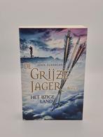De Grijze Jager - Het Ijzige Land (Boek 3), Ophalen of Verzenden, Gelezen, John Flanagan