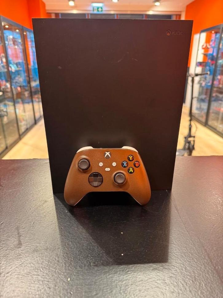 Xbox One X 1TB INCL Garantie, Spelcomputers en Games, Spelcomputers | Xbox One, Zo goed als nieuw, Xbox One X, 1 TB, Met 1 controller