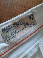 Slim fit hagelwitte Garcia jeans spijkerbroek M 38 wit, Wit, Ophalen of Verzenden, Zo goed als nieuw, W30 - W32 (confectie 38/40)