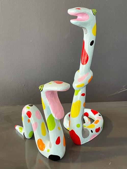 2 originele vinted Papiermache Slangen vd Kunstenaar Niloc, Antiek en Kunst, Kunst | Designobjecten, Ophalen of Verzenden