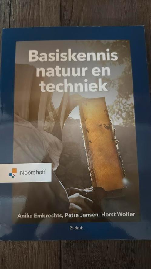 Basiskennis Natuur en techniek, Boeken, Natuur, Zo goed als nieuw, Ophalen