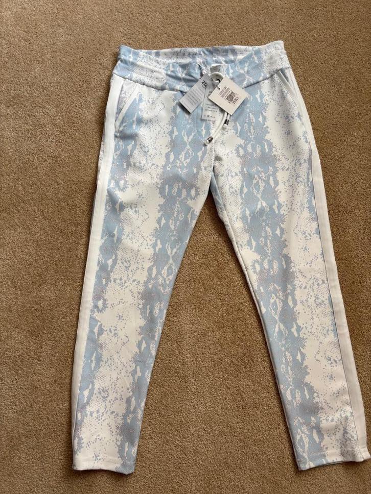 Nieuwe damesbroek van het merk ZIZO maat 42 in wit en blauw, Kleding | Dames, Broeken en Pantalons, Nieuw, Maat 42/44 (L), Wit