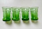 Vintage groene borrelglaasjes (4 stuks), Ophalen of Verzenden