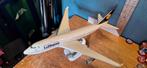 Lufthansa schaal model vliegtuig, Verzamelen, Schaalmodel, ., Ophalen of Verzenden, Zo goed als nieuw