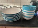 12 mooie borden en 10 kommen  van IKEA, Huis en Inrichting, Keuken | Servies, Ophalen, Overige materialen, Zo goed als nieuw, Bord(en)