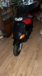 Piaggio zip, Fietsen en Brommers, Scooters | Piaggio, Ophalen, Zo goed als nieuw, Benzine, Zip