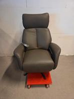 Sta op stoel leer / accu NIEUW fraaie vormgeving!, Ophalen, Minder dan 75 cm, Leer, 50 tot 75 cm