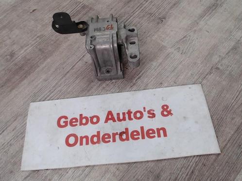 MOTORSTEUN VOOR Volkswagen Golf VI (5K1) (01-2008/11-2013), Auto-onderdelen, Ophanging en Onderstel, Volkswagen, Gebruikt