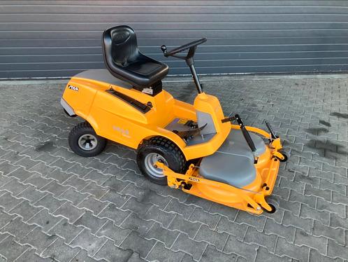 STIGA villa EXLUSIVE zitmaaier HYDROSTAAT, Tuin en Terras, Zitmaaiers, Zo goed als nieuw, 90 tot 120 cm, Elektrische starter, Mulchfunctie