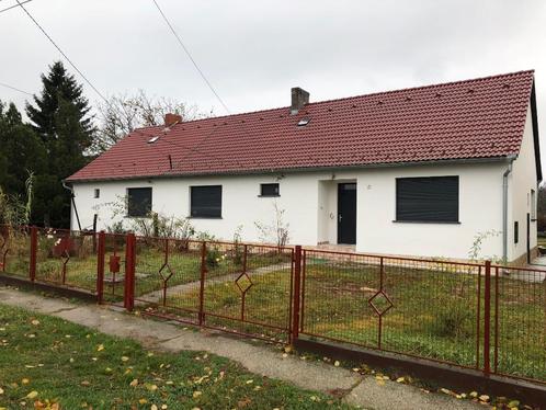 Woonhuis, vakantiewoning in Hongarije, Huizen en Kamers, Buitenland, Overig Europa, Woonhuis, Dorp, Verkoop zonder makelaar