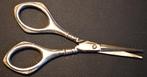 Elegant zilveren vintage naaischaartje, Ophalen of Verzenden, Gebruikt, Overige typen