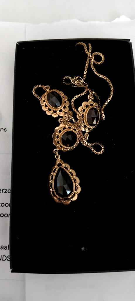 14karaat gouden ketting 585met granaat stenen, Sieraden, Tassen en Uiterlijk, Kettingen, Nieuw, Goud, Met edelsteen, Ophalen of Verzenden