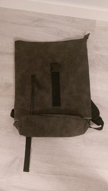 Mooie Rugzak - Groen beschikbaar voor biedingen