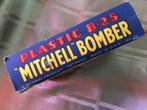 Plastic Renwal B25 Mitchell Bomber. Made in USA, Antiek en Kunst, Antiek | Speelgoed, Ophalen of Verzenden
