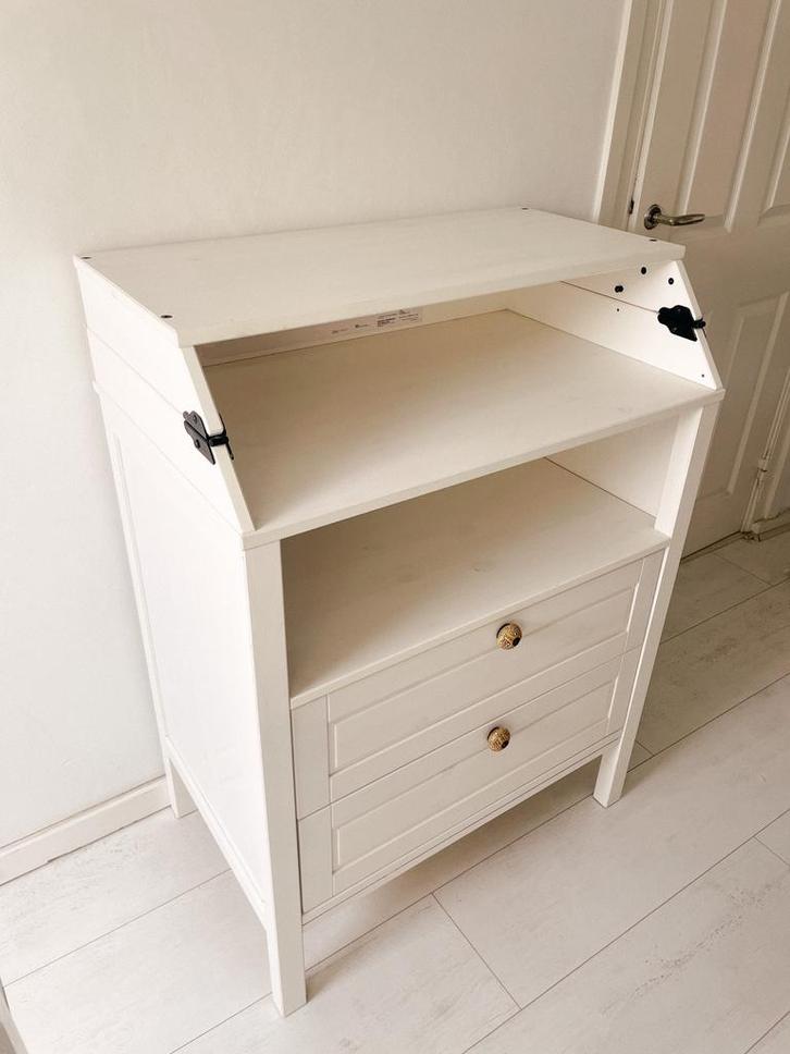 Uitklapbare Commode (Sundvik) - Ruimtebesparend, Kinderen en Baby's, Kinderkamer | Commodes en Kasten, Zo goed als nieuw, Commode