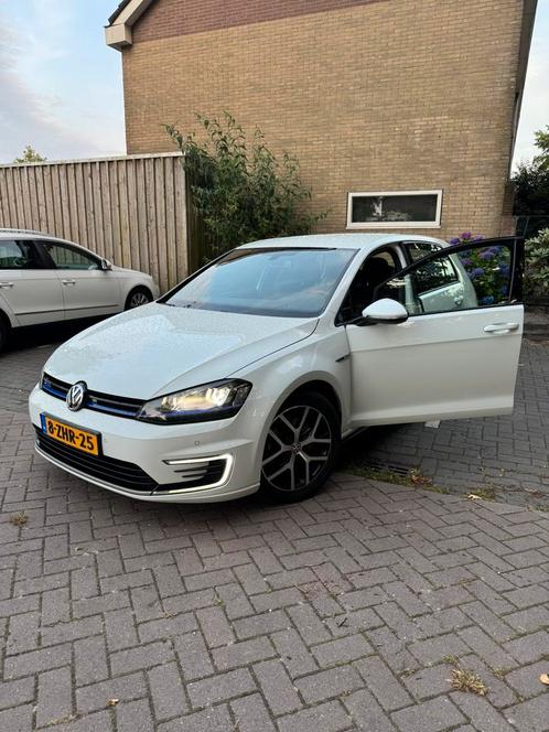 Golf 7 GTE, Auto's, Volkswagen, Particulier, Golf, Hybride Elektrisch/Benzine, A, Hatchback, Automaat, Origineel Nederlands, Wit