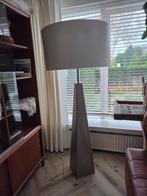 Stijlvolle Staande Lamp met Linnen Kap, Huis en Inrichting, Lampen | Vloerlampen, Ophalen, Zo goed als nieuw, Metaal, Modern