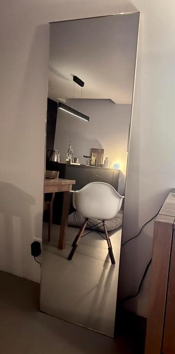 Mooie spiegel 8mm dik pp. 50cm x 170cm met mplex 18mm plaat beschikbaar voor biedingen