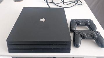 PS4 Pro 1TB + 2 Controllers + Games beschikbaar voor biedingen