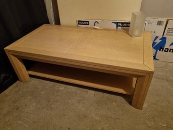 Salontafel + Tv meubel. beschikbaar voor biedingen