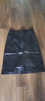 Leren rok, Maat 38/40 (M), Zwart, Ophalen of Verzenden, Gedragen