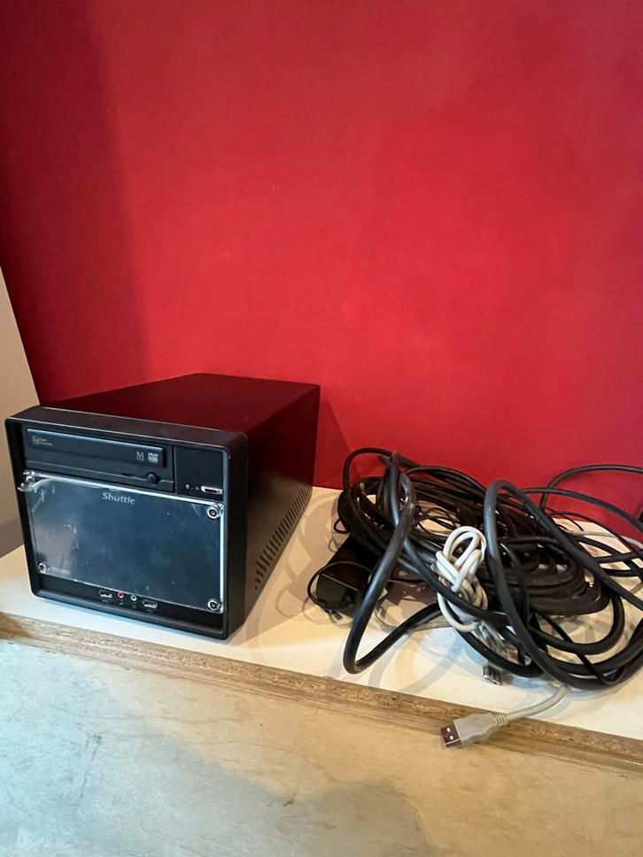 Shuttle PC - Compacte krachtpatser, nieuwstaat., Computers en Software, Desktop Pc's, Nieuw, Onbekend, HDD, Minder dan 4 GB, Ophalen of Verzenden