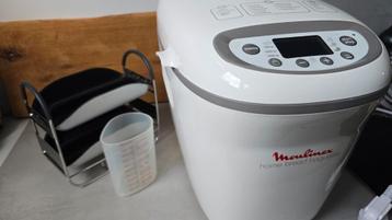 Moulinex broodbakmachine beschikbaar voor biedingen
