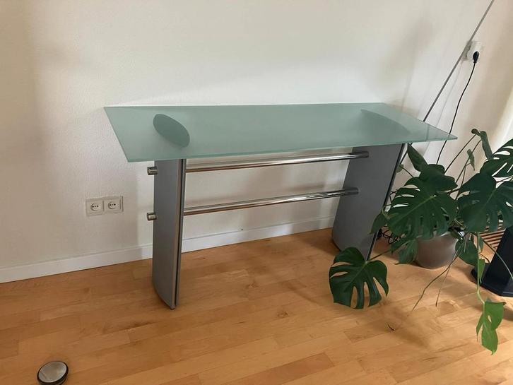 Glazen Sidetable met IJzeren Onderstel, Huis en Inrichting, Tafels | Sidetables, Zo goed als nieuw, 50 tot 75 cm, 100 tot 150 cm