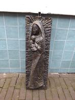 hele zware Maria met Jezus metaal denk gietijzer ca 59 x 19, Ophalen