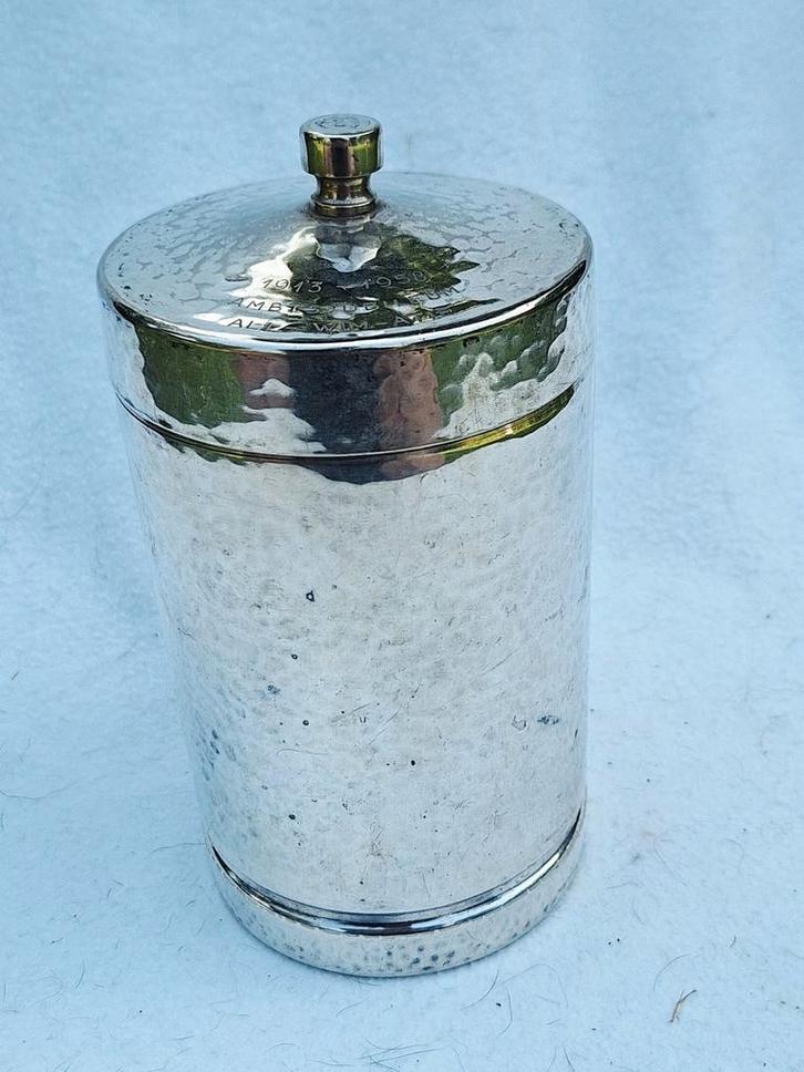 Verzilverde bus met deksel Gero uit 1938 ambtsjubileum, Antiek en Kunst, Curiosa en Brocante, Ophalen of Verzenden