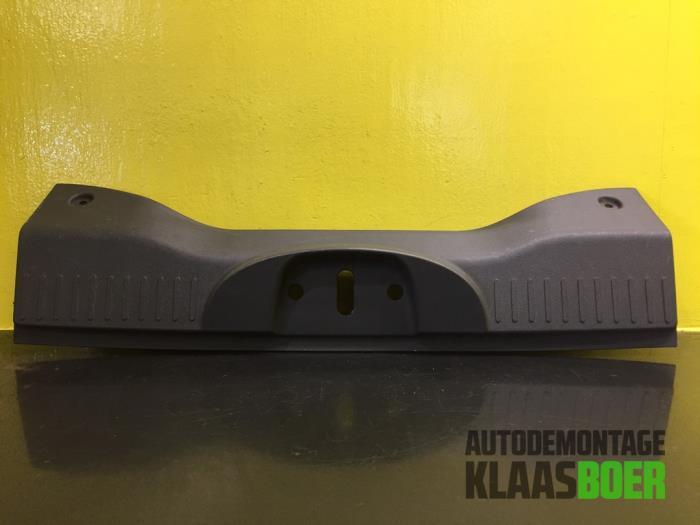 Afdekking slotvanger achter van een Fiat 500, Auto-onderdelen, Carrosserie en Plaatwerk, Fiat, Gebruikt, 6 maanden garantie, 12 maanden garantie