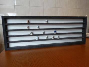 vingerhoedjes vitrine, betaalbaar, kwaliteit, stofvrij beschikbaar voor biedingen