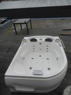 Whirlpool bubbelbad heeft een beetje liefde nodig, Ophalen, Gebruikt, Vast