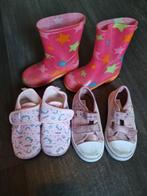Pantoffels en regenlaarsjes meisje maat 26, Kinderen en Baby's, Kinderkleding | Schoenen en Sokken, Meisje, Ophalen of Verzenden