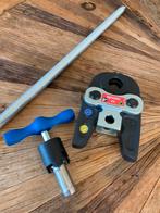 Originele Uponor 25 mm persbek, ontbramer en buigveer, Doe-het-zelf en Verbouw, Gereedschap | Handgereedschap, Ophalen of Verzenden