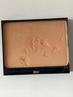 Chanel Ultra Le Teint B50 Foundation Compact, Sieraden, Tassen en Uiterlijk, Uiterlijk | Cosmetica en Make-up, Gebruikt, Bruin