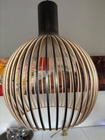 Octo hanglamp van Secto Design, Huis en Inrichting, Lampen | Hanglampen, Ophalen, Zo goed als nieuw, Hout, 50 tot 75 cm