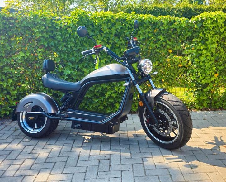 Elektrische Scooters Verhuur Set - 11 Stuks, Fietsen en Brommers, Snorfietsen en Snorscooters, Nieuw, Overige merken, Elektrisch